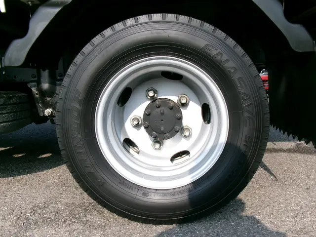 いすゞ エルフ TKG-NJR85A(2WD)の写真27