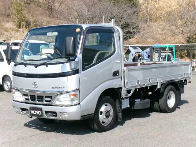トヨタ トヨエース PB-XZU306(2WD)の写真1