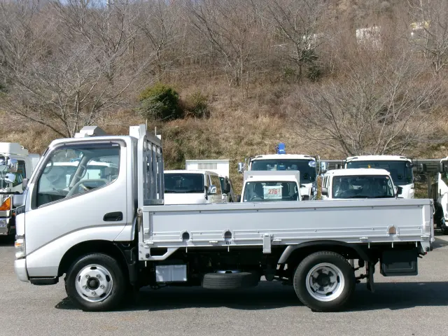 トヨタ トヨエース PB-XZU306(2WD)の写真3