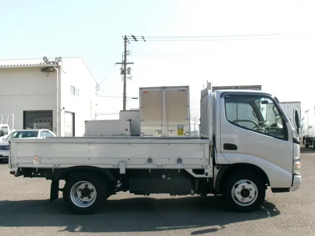 トヨタ トヨエース PB-XZU306(2WD)の写真6