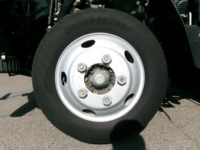 いすゞ エルフ TRG-NKR85A(2WD)の写真35