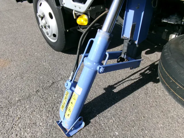 いすゞ エルフ TRG-NKR85A(2WD)の写真36