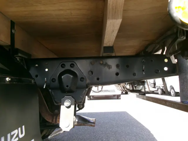 いすゞ エルフ TRG-NKR85A(2WD)の写真41