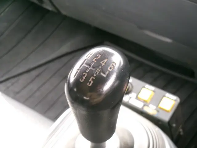 いすゞ フォワード TKG-FRR90S1(2WD)の写真15