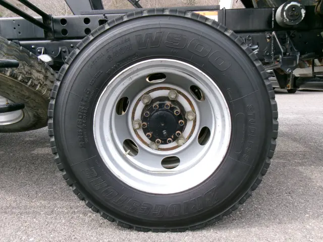 いすゞ フォワード TKG-FRR90S1(2WD)の写真38