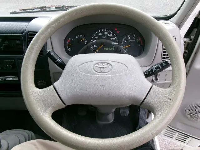 トヨタ トヨエース KG-LY230(2WD)の写真9