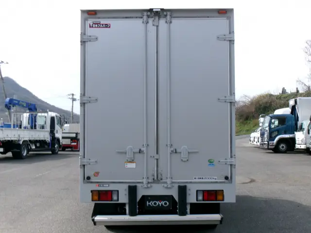 いすゞ エルフ TRG-NLR85AN(2WD)の写真6