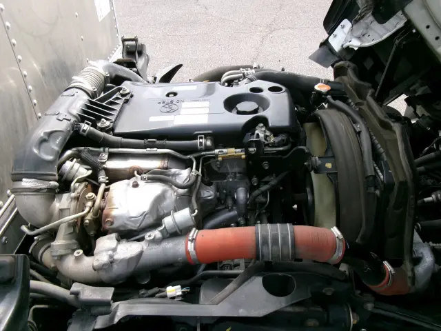 いすゞ エルフ TRG-NLR85AN(2WD)の写真37