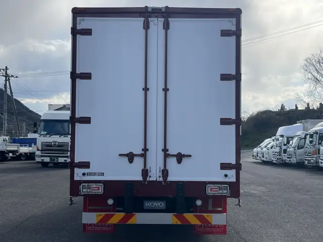 いすゞ フォワード 2RG-FRR90T2(2WD)の写真5