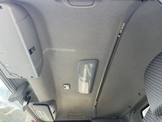 いすゞ フォワード 2RG-FRR90T2(2WD)の写真21