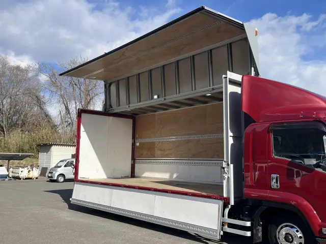 いすゞ フォワード 2RG-FRR90T2(2WD)の写真26