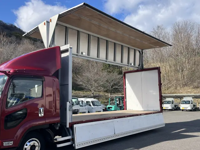 いすゞ フォワード 2RG-FRR90T2(2WD)の写真27