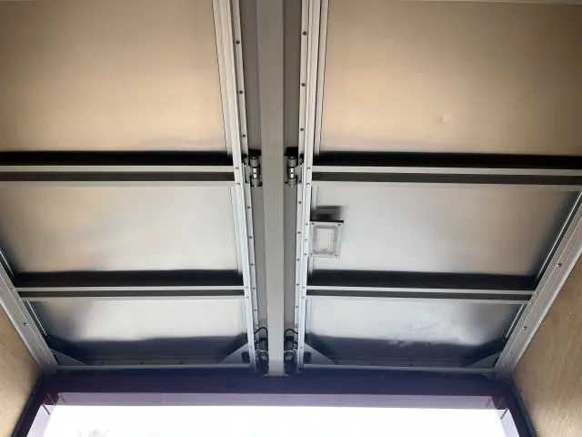 いすゞ フォワード 2RG-FRR90T2(2WD)の写真31