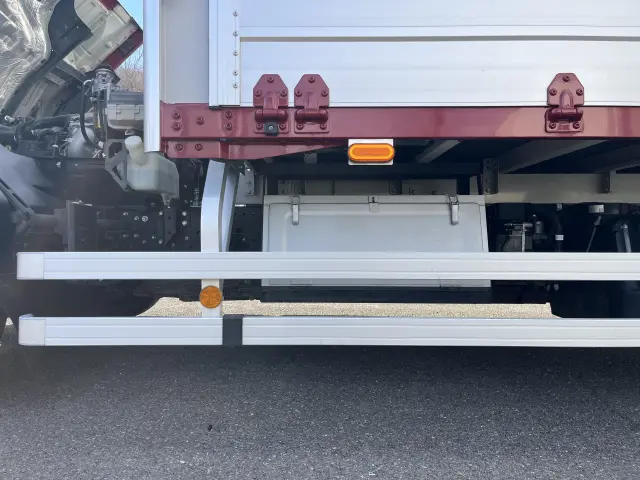 いすゞ フォワード 2RG-FRR90T2(2WD)の写真41