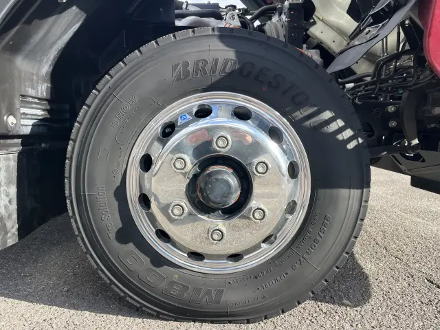 いすゞ フォワード 2RG-FRR90T2(2WD)の写真45