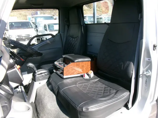 トヨタ トヨエース TPG-XZU645(2WD)の写真14