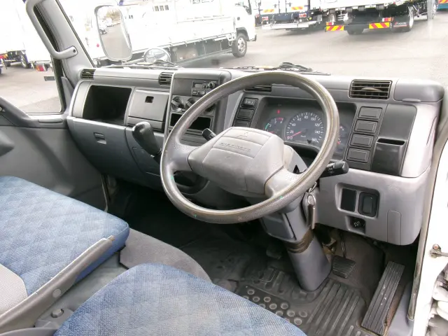 三菱 キャンター PA-FE70DB(2WD)の写真9