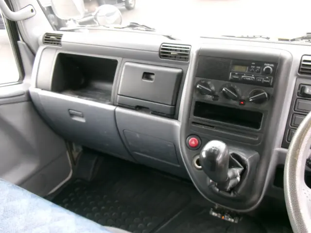 三菱 キャンター PA-FE70DB(2WD)の写真15