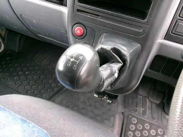 三菱 キャンター PA-FE70DB(2WD)の写真16