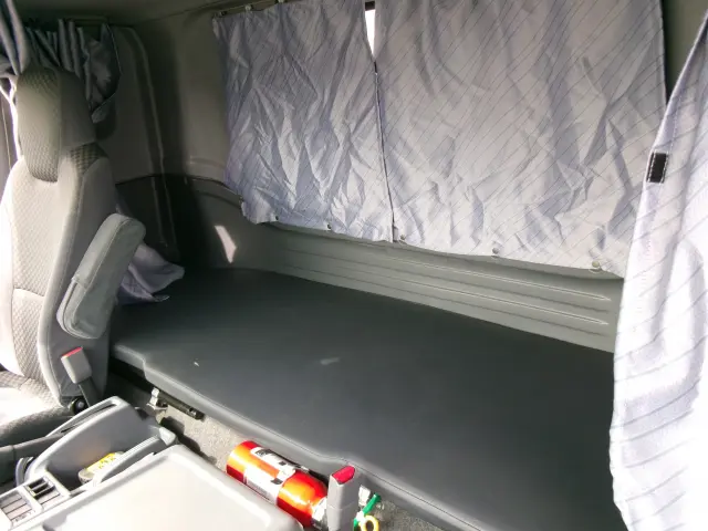 いすゞ フォワード 2RG-FRR90T2(2WD)の写真21