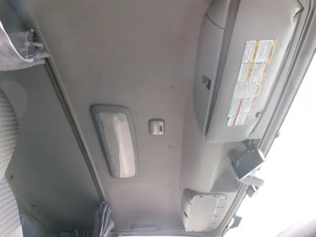 いすゞ フォワード 2RG-FRR90T2(2WD)の写真22