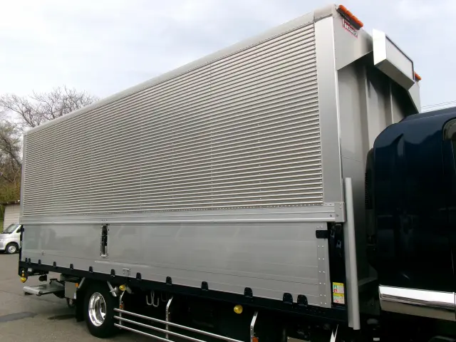 いすゞ フォワード 2RG-FRR90T2(2WD)の写真24