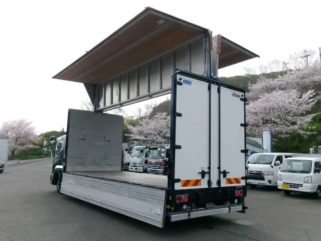 いすゞ フォワード 2RG-FRR90T2(2WD)の写真25