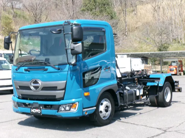 日野 レンジャー 2KG-FC2ABA(2WD)の写真1