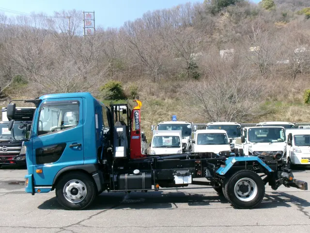 日野 レンジャー 2KG-FC2ABA(2WD)の写真2