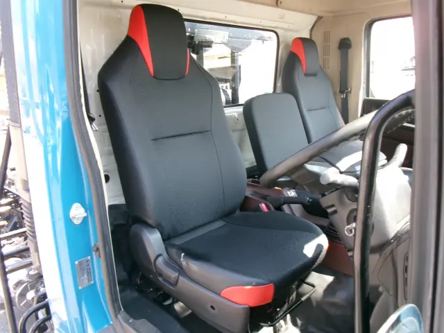 日野 レンジャー 2KG-FC2ABA(2WD)の写真9