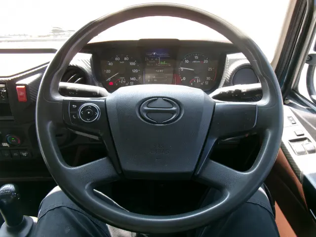 日野 レンジャー 2KG-FC2ABA(2WD)の写真10