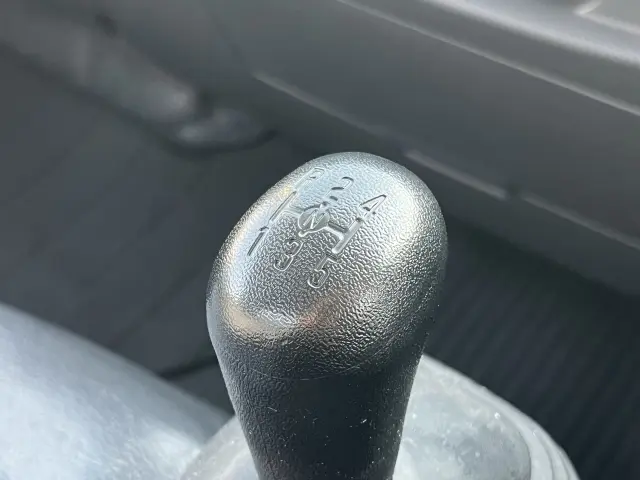 日産 アトラス 2RG-AHR88AN(2WD)の写真18