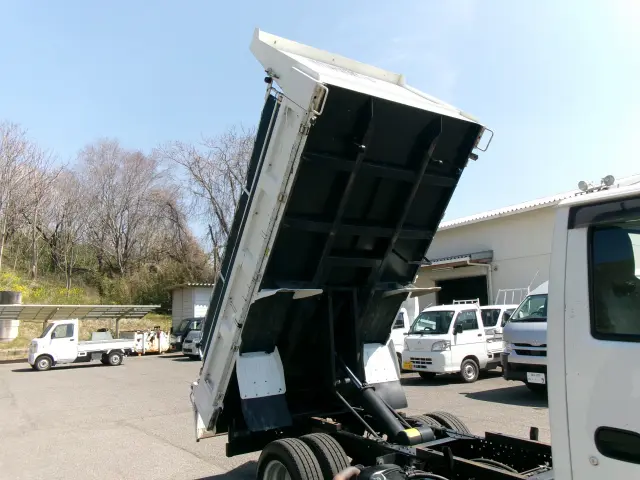 いすゞ エルフ TKG-NJR85AD(2WD)の写真23