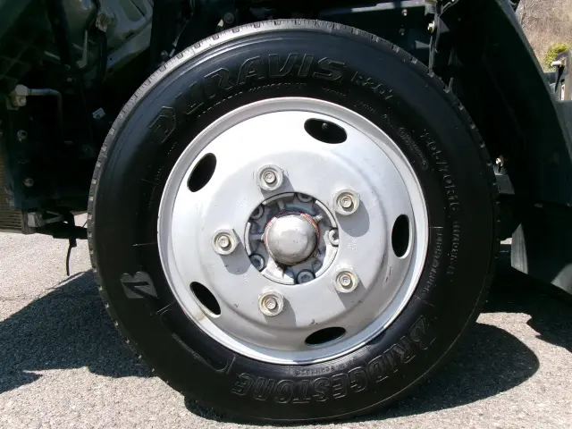 いすゞ エルフ TKG-NJR85AD(2WD)の写真29