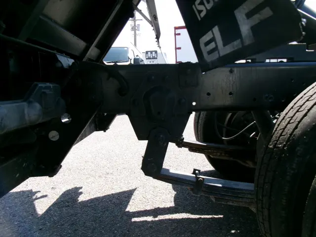 いすゞ エルフ TKG-NJR85AD(2WD)の写真40