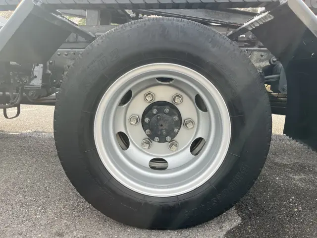 いすゞ エルフ BKG-NPR85ANの写真42