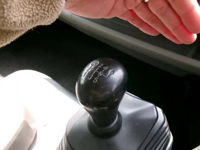 日野 デュトロ TKG-XZU700X(2WD)の写真15