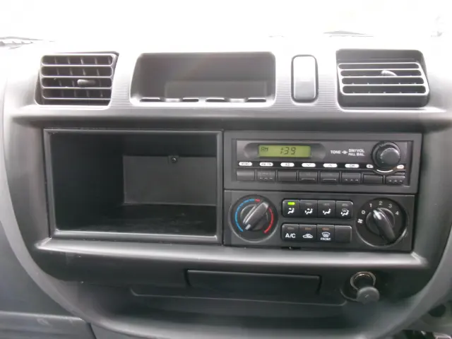 マツダ ボンゴトラック DBF-SLP2T(2WD)の写真9