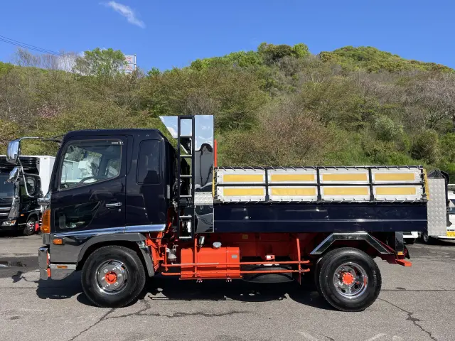 日野 レンジャー TKG-FD7JDAAの写真2