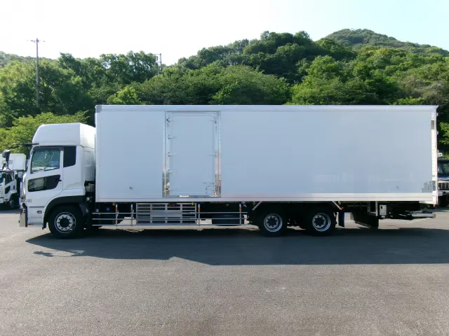 ＵＤ クオン 2PG-CX5BAの写真4