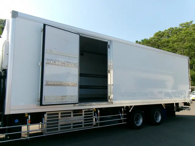 ＵＤ クオン 2PG-CX5BAの写真22