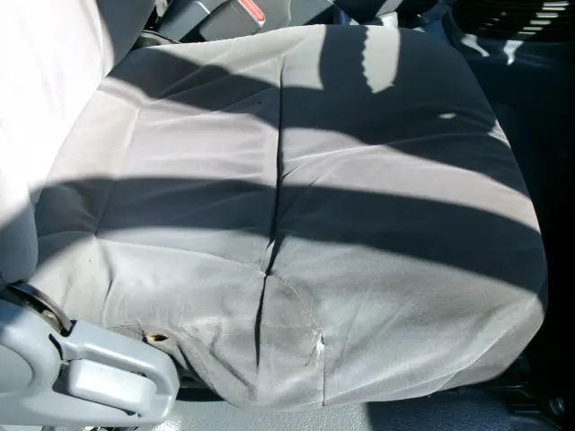 いすゞ エルフ TKG-NLR85AR(2WD)の写真7