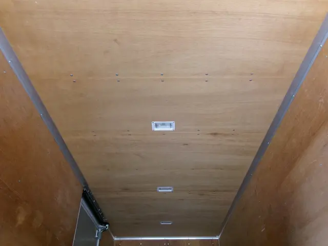 いすゞ エルフ TKG-NLR85AR(2WD)の写真23