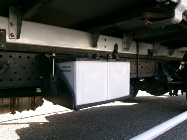 いすゞ エルフ TKG-NLR85AR(2WD)の写真29