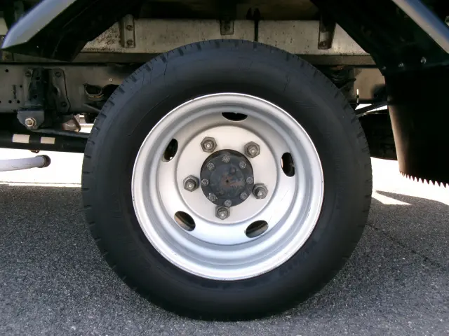 いすゞ エルフ TKG-NLR85AR(2WD)の写真30