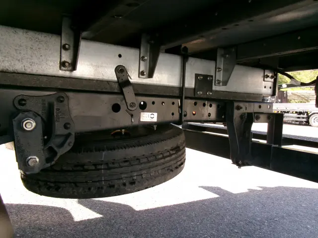 いすゞ エルフ TKG-NLR85AR(2WD)の写真31