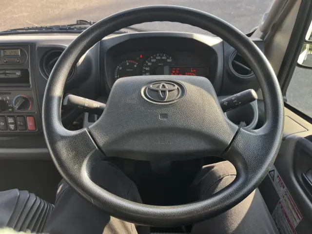 トヨタ ダイナ TKG-XZU712(2WD)の写真6