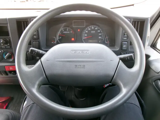 いすゞ エルフ SKG-NMR85AN(2WD)の写真11