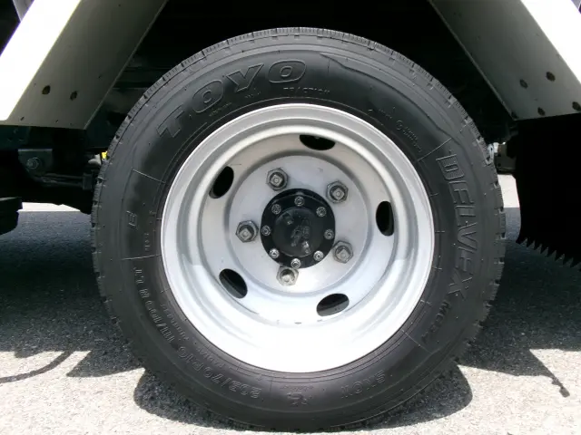 いすゞ エルフ SKG-NMR85AN(2WD)の写真40