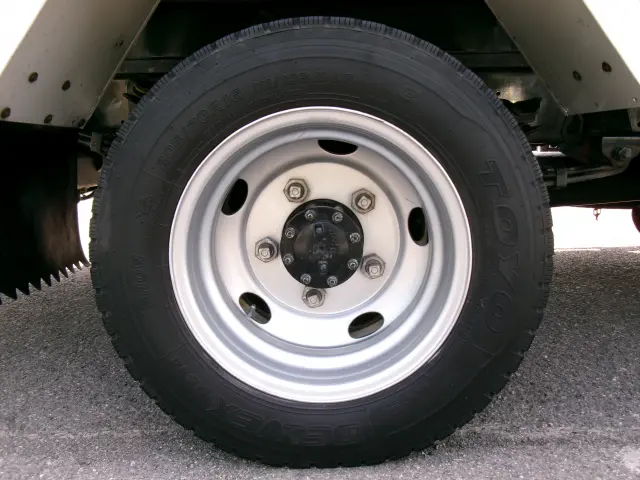 いすゞ エルフ SKG-NMR85AN(2WD)の写真45
